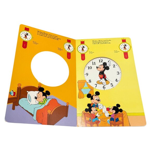 Walt Disneys Mickey Mouse Clock Working Hands Board Book Vintage 1988 - Picture 4 of 10